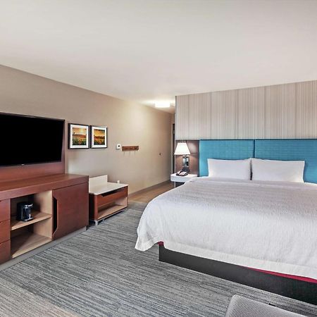 Hampton Inn Gardner Экстерьер фото