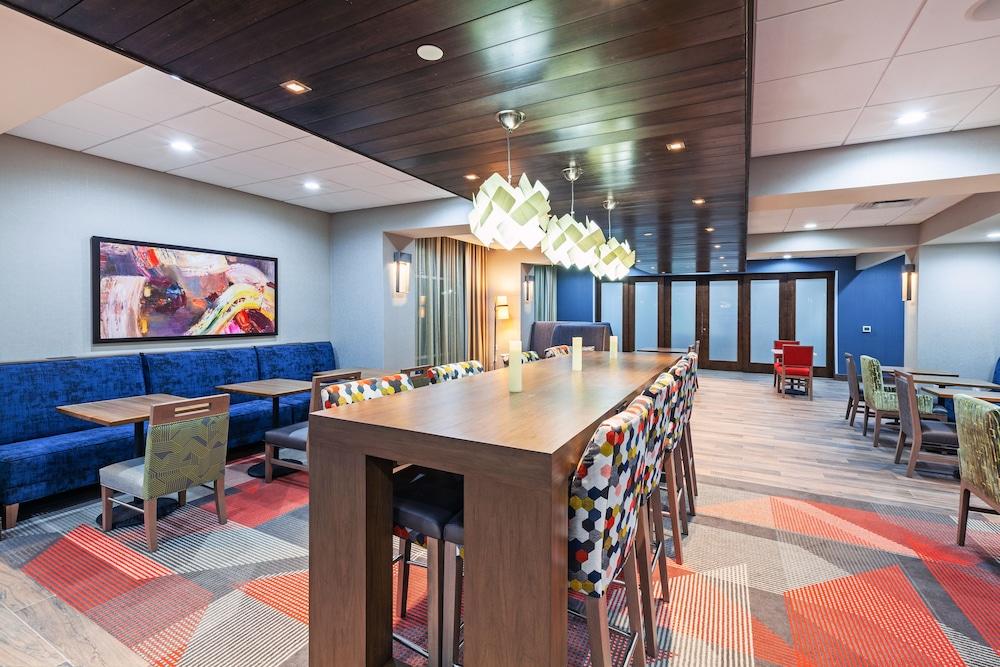 Hampton Inn Gardner Экстерьер фото