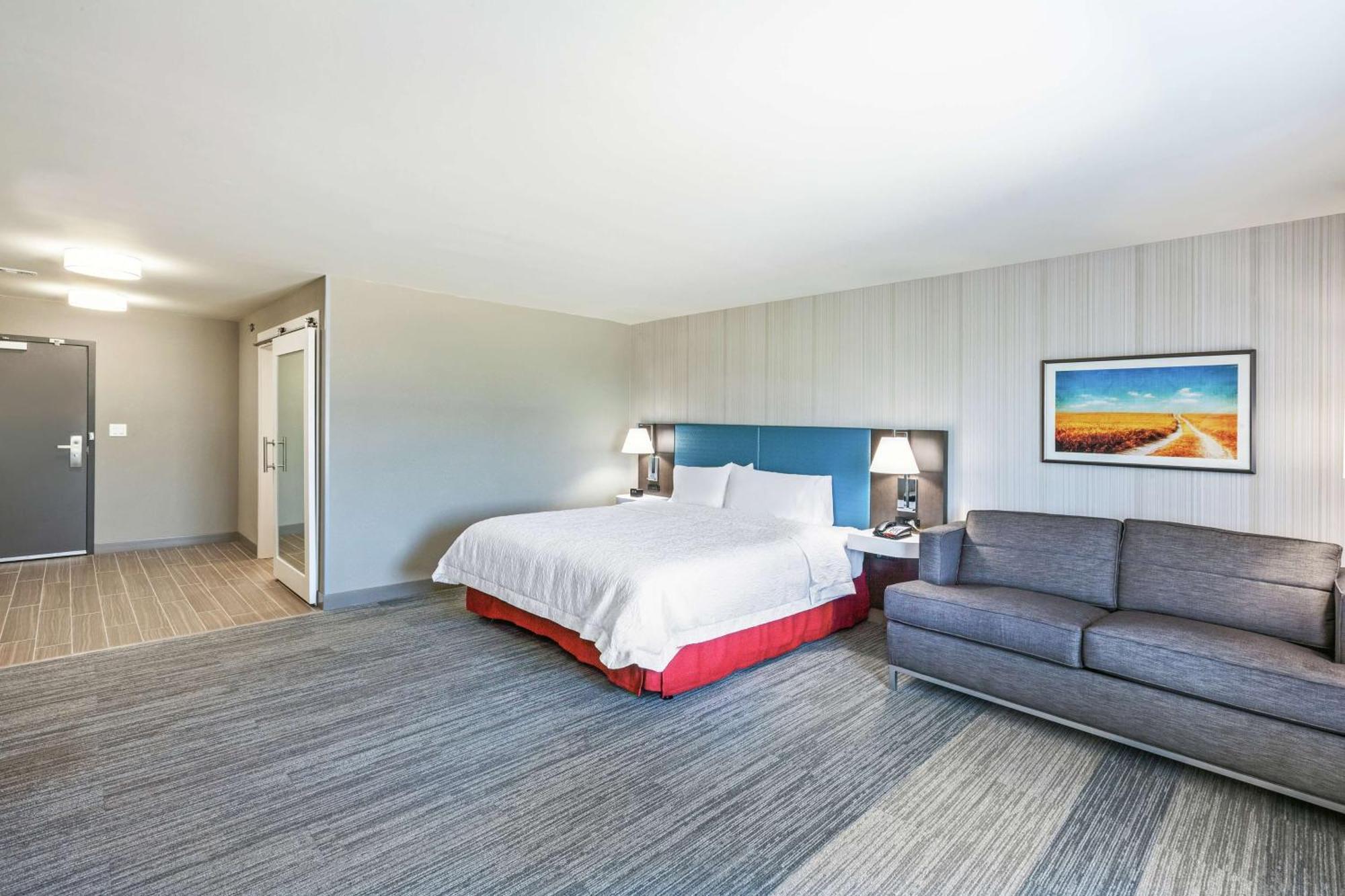 Hampton Inn Gardner Экстерьер фото