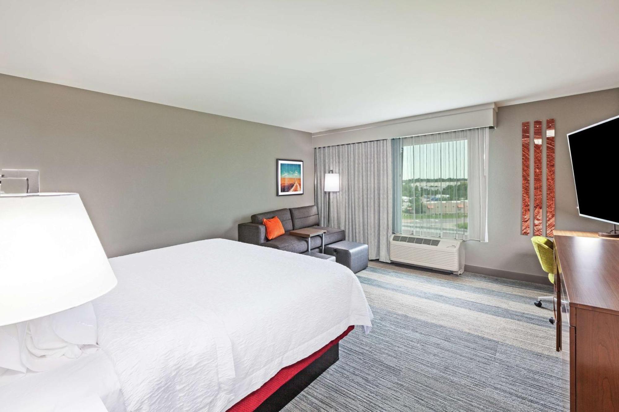 Hampton Inn Gardner Экстерьер фото